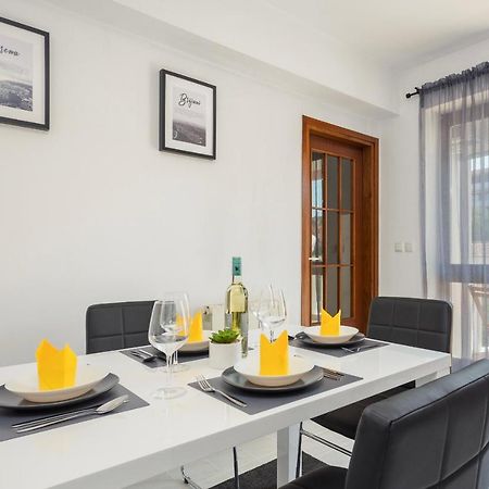 PUY Laveruda Apartment With Balcony And Free Parking מראה חיצוני תמונה